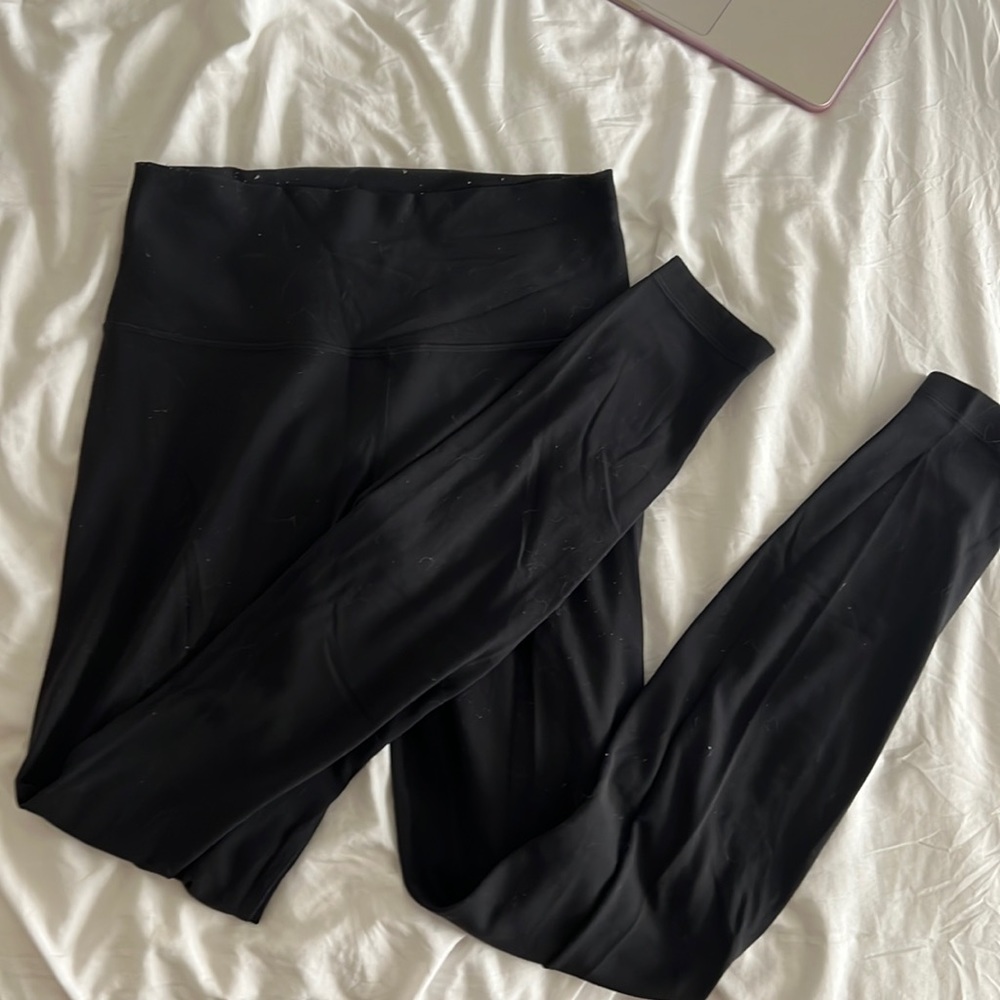 Black lululemon align leggings